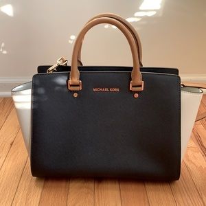 Michael Kors Tote